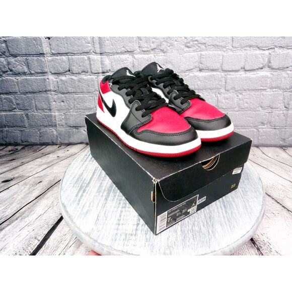 Air Jordan 1 Low Bred Toe GS Gym Red/White Black Youth 7y Women 8.5 Used OG Box main image 6